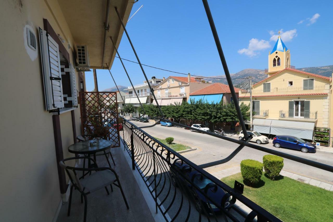 Molly Apartments Argostoli  Exteriör bild
